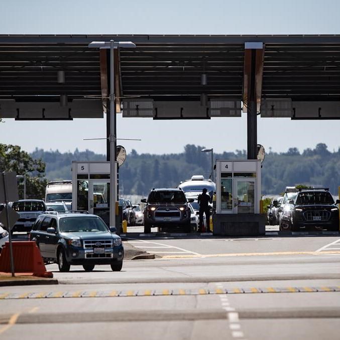 A CBSA strike could soon snarl border traffic. Here’s what you need to know